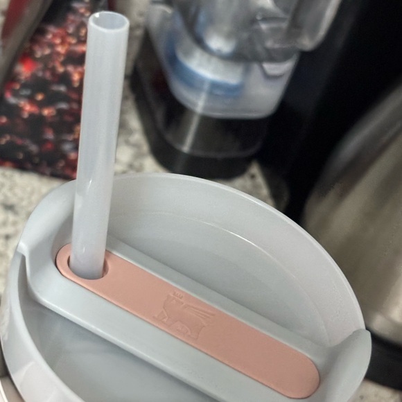 Stanley Pink Tumbler - Picture 3 of 4